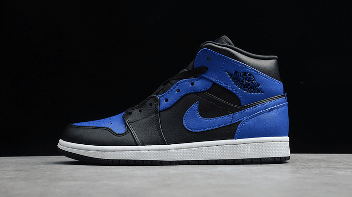 Jordan 1 mid hyper royal 1