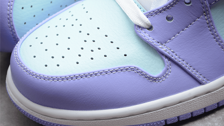 Jordan 1 mid purple aqua 4