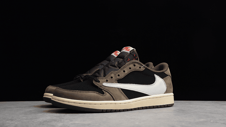 Jordan 1 low travis scott mocha 1