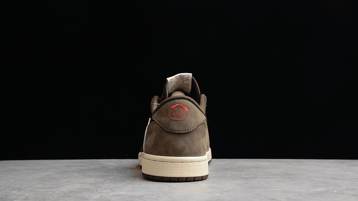 Jordan 1 low travis scott mocha 4