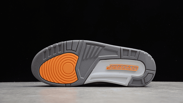 Jordan retro 3  laser orange 3