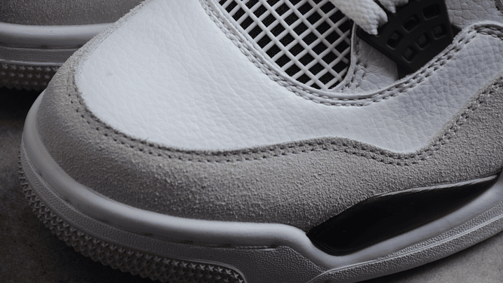 Jordan retro 4 military black 6