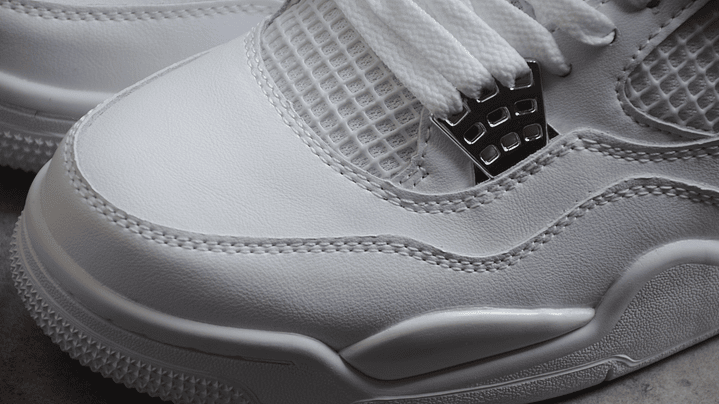 Jordan retro 4 pure money 6