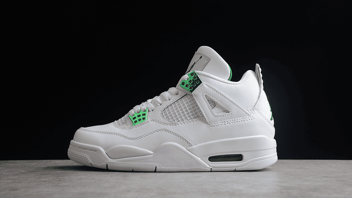 Jordan retro 4 metallic Green 1