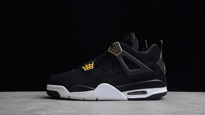 Jordan retro 4 royalty 1