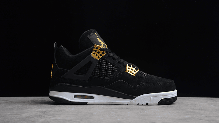 Jordan retro 4 royalty 2