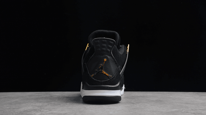 Jordan retro 4 royalty 4