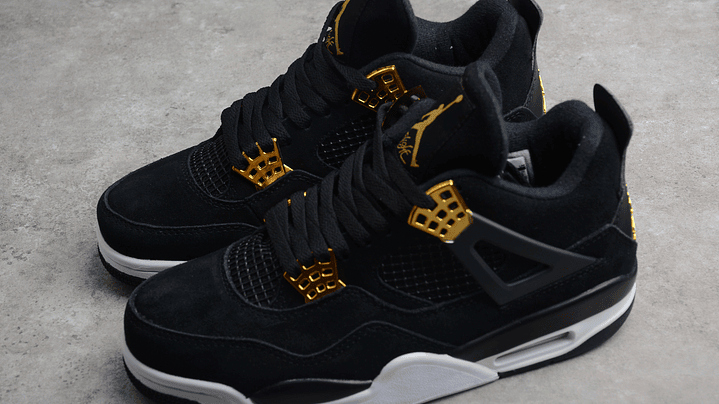 Jordan retro 4 royalty 5