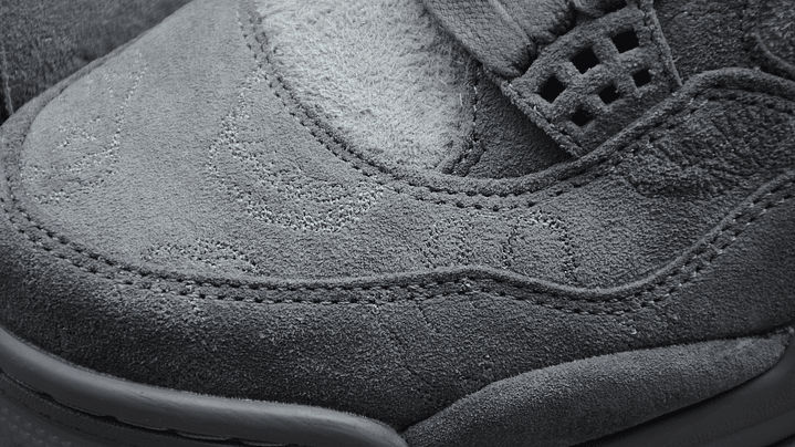 Jordan retro 4 x Kaws gris 6