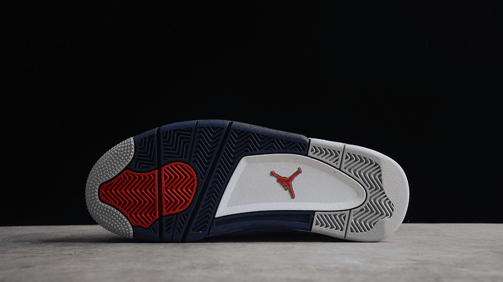 Jordan retro 4 midnight navy 3