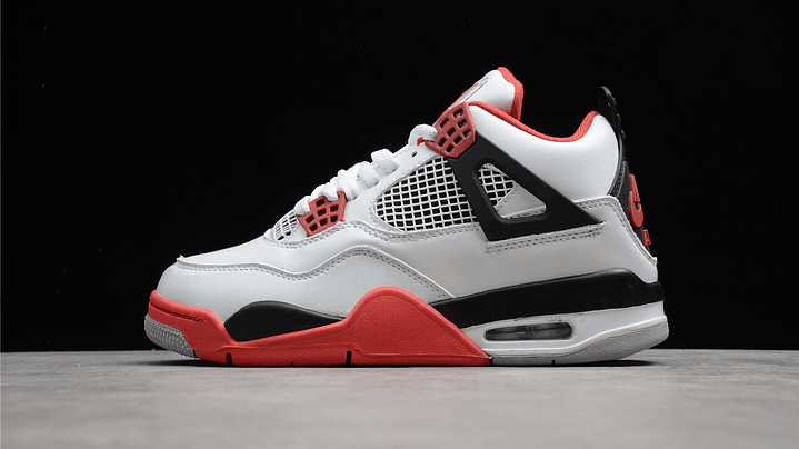 Jordan retro 4 fire red 1