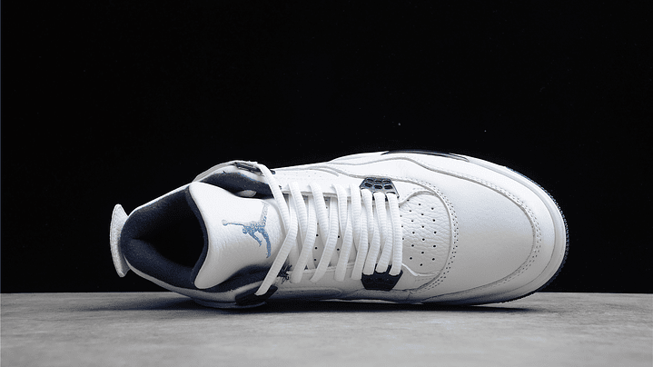 Jordan retro 4 Columbia 4