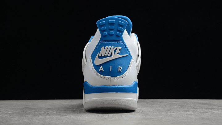 Jordan retro 4 military blue 4