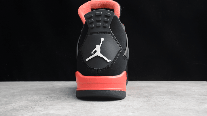 Jordan retro 4 red thunder 4