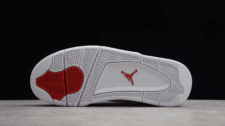 Jordan retro 4 metallic red 3