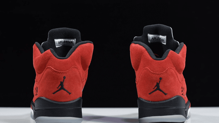 Jordan 5 bull red 6