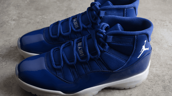 Jordan retro 11 royal blue 5