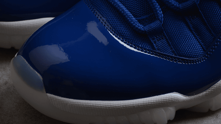 Jordan retro 11 royal blue 6