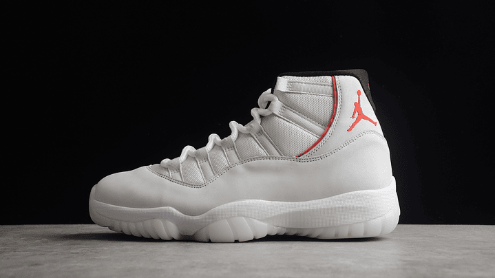 Jordan retro 11 platinum tint 1