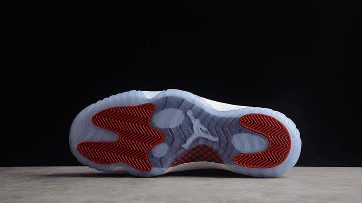Jordan retro 11 Cherry 3