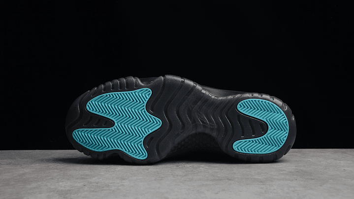 Jordan retro 11 gamma blue 3