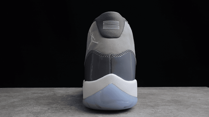 Jordan retro 11 cool grey 4