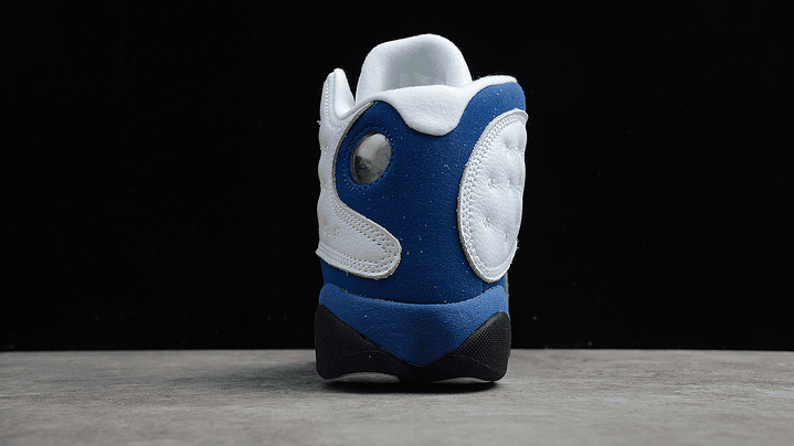Jordan retro 13  hyper royal white 6