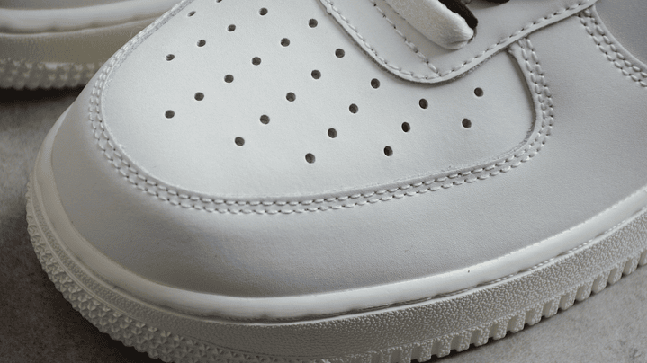 Air Force 1 edges swoosh 6