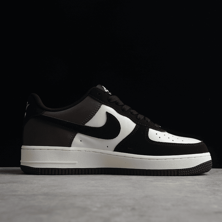 Air Force 1 white/black/brown 2