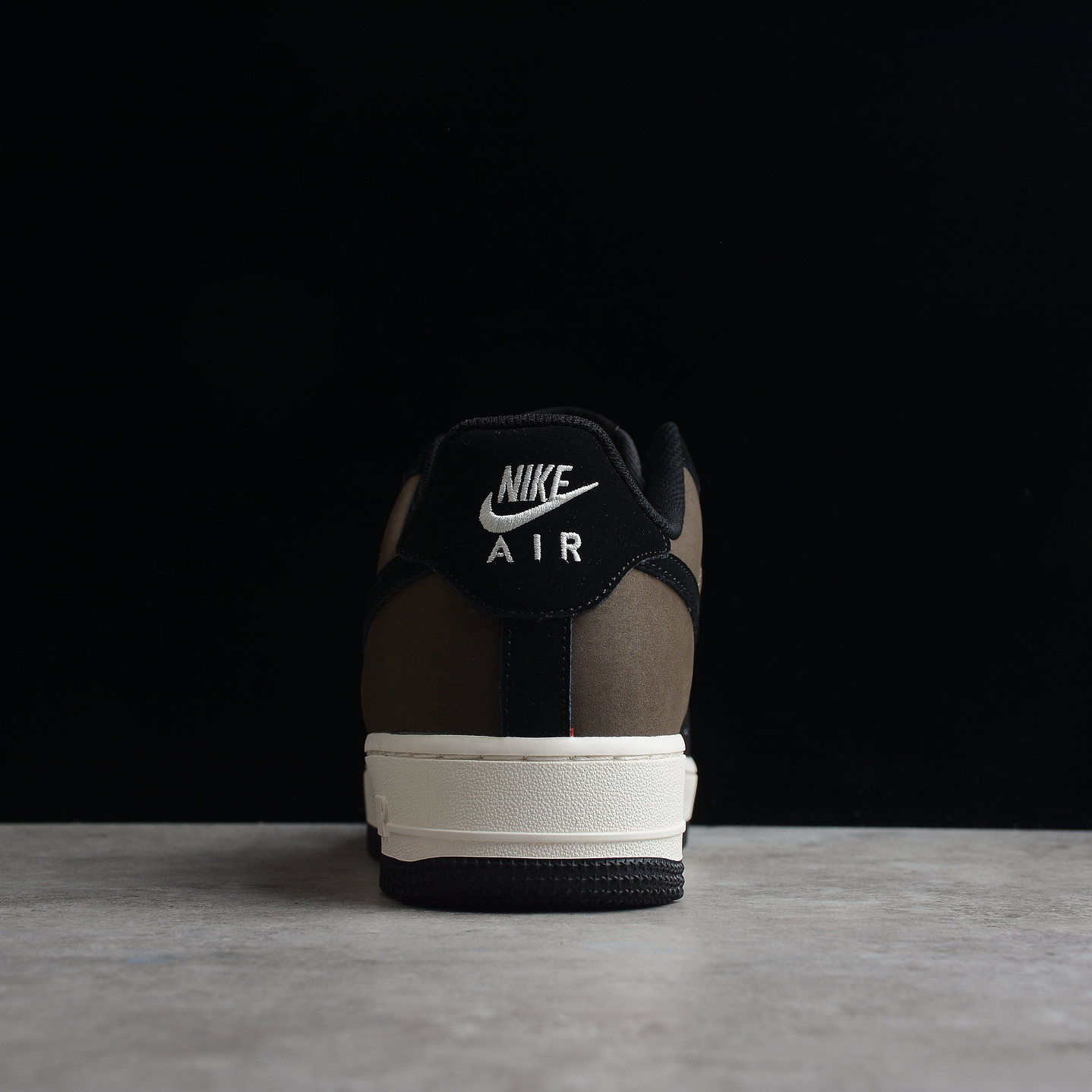 Air Force 1 white/black/brown 4