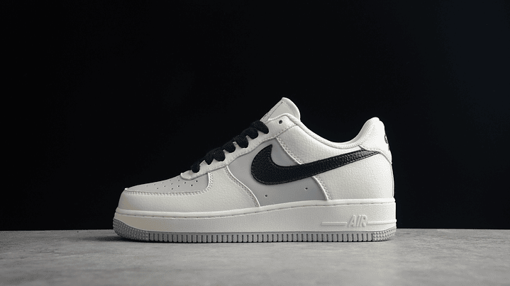 Air Force 1 pale grey 1