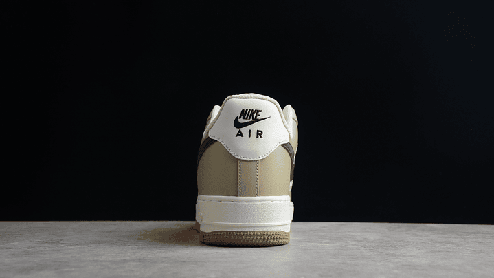 Air Force 1 team gold 4