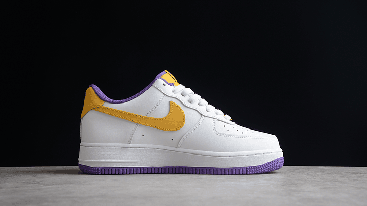 Air Force 1 lakers 2