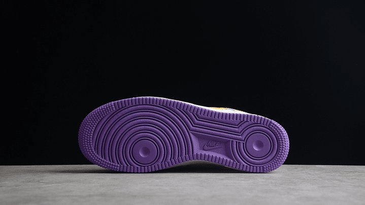 Air Force 1 lakers 3