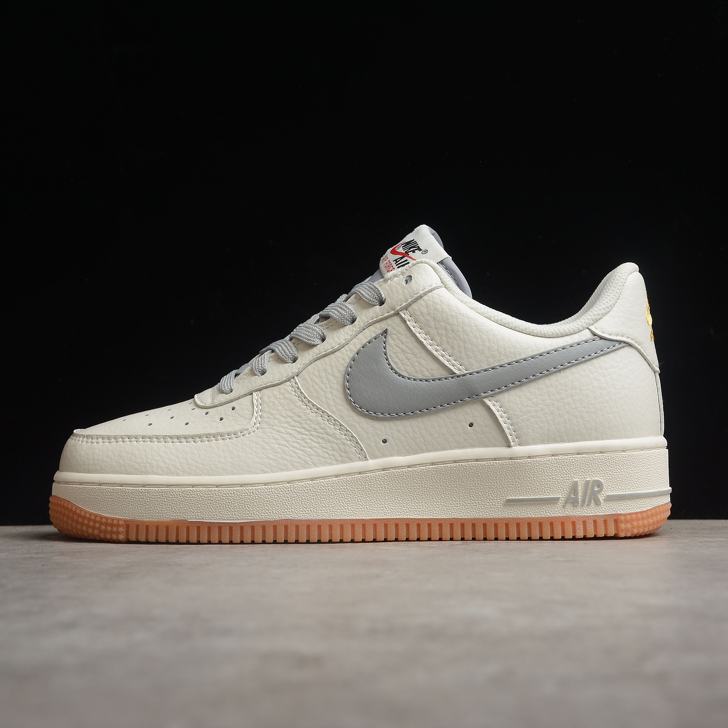 Air Force 1 beige & grey 1