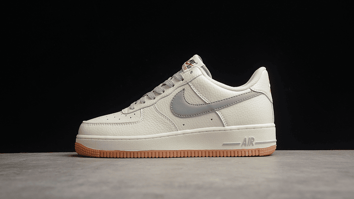 Air Force 1 beige & grey 1