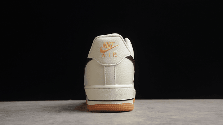 Air Force 1 beige & black 4