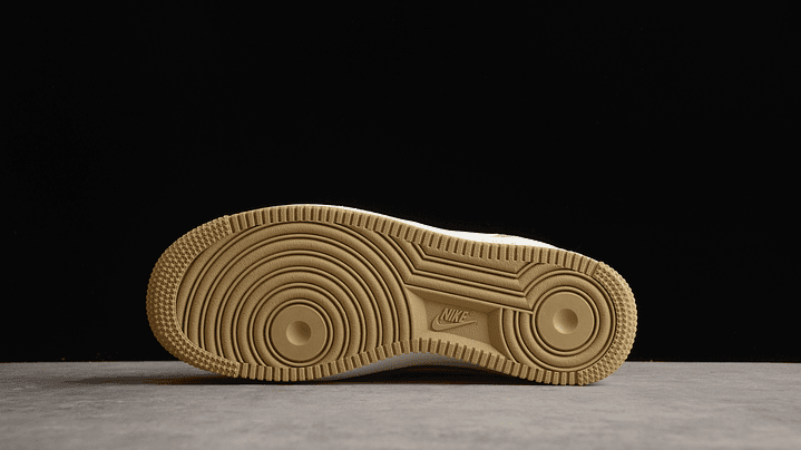 Air Force 1  beige letter 3