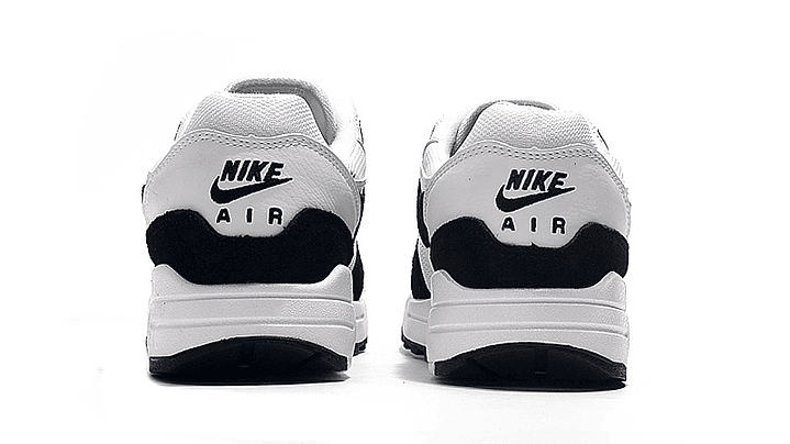 Air max 1 black and white 5