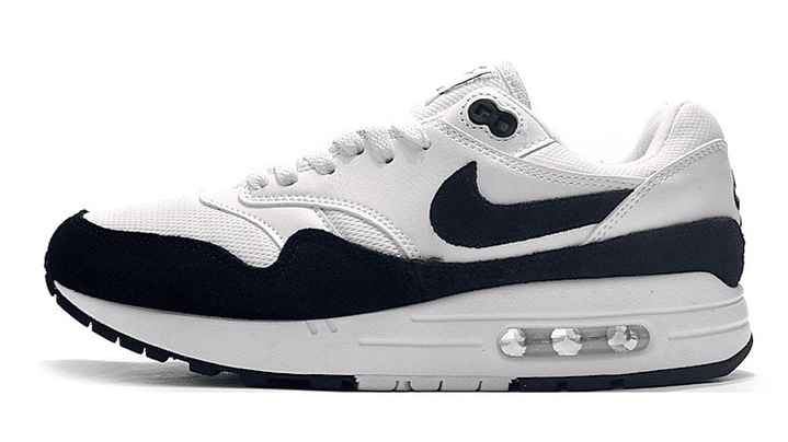 Air max 1 black and white 1