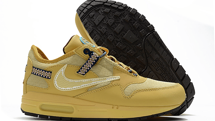 Air max 1 x Travis Scott saturn gold 2