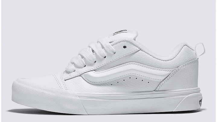 Vans Knu Skool triple white 1