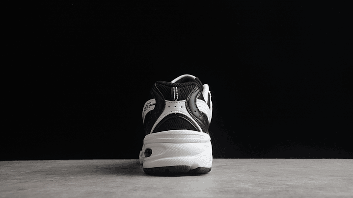 New balance 530 black & white 4