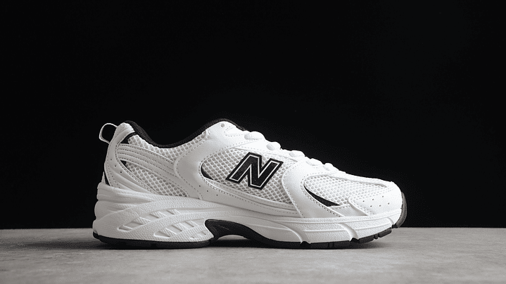 New balance 530 white black details 2