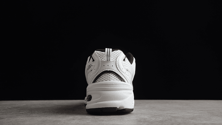 New balance 530 white black details 4