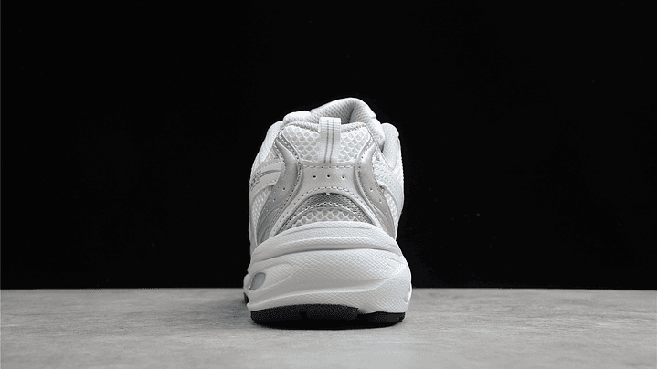 New balance 530 triple white 4
