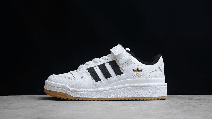 Adidas Forum black & white gum 1
