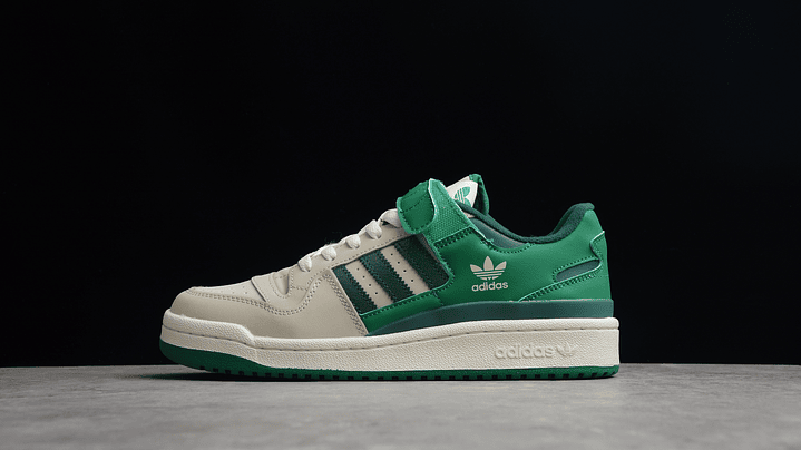Adidas Forum collegiate green 1