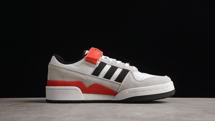 Adidas Forum  Goes classic 2