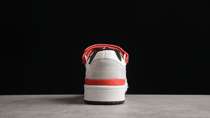 Adidas Forum  Goes classic 4